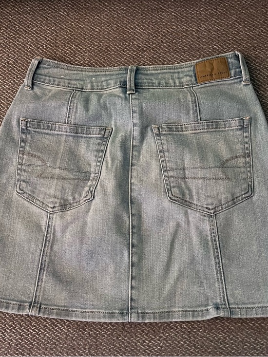 American Eagle Light Wash Super Stretch Jean Skirt - Picture 7 of 8